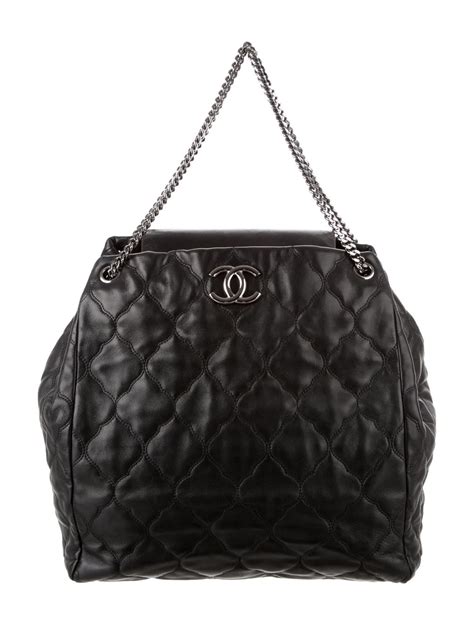 chanel moscow tote